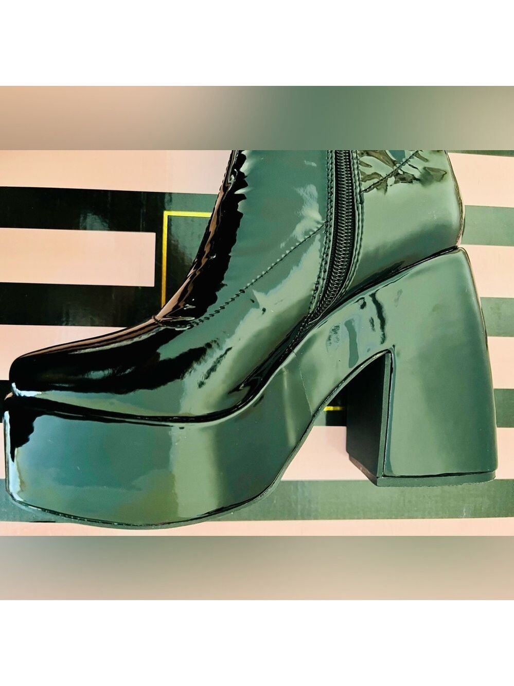 NIB Dolls Kill Lady GoDiva Wicked Head Versus Heart Platform Boots Cannon Black - Picture 13 of 16